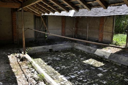 Intérieur du lavoir