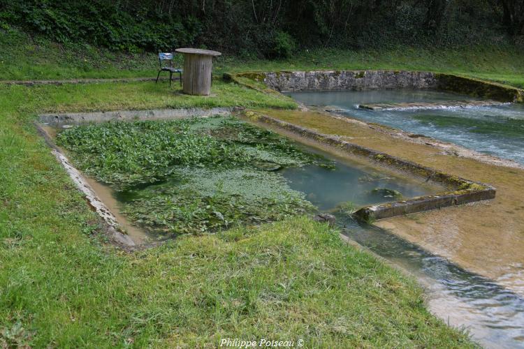 Lavoir de Les Fontaines un beau patrimoine