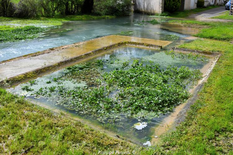 Lavoir de Les Fontaines