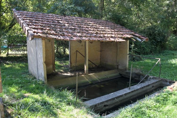 Lavoir de "Les Fossés"