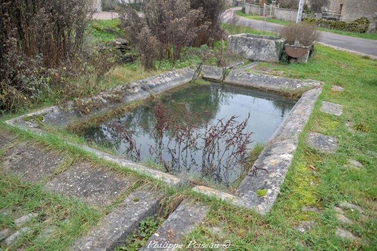 Le lavoir de Marigny-sur-Yonne