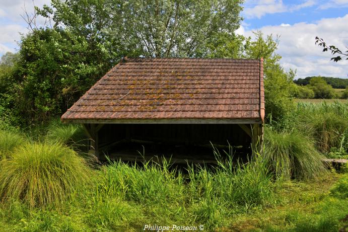 Lavoir de Nérondes