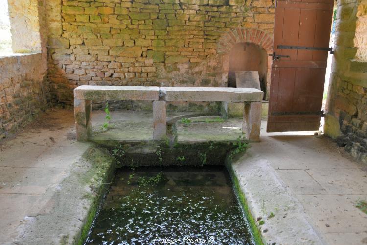 Lavoir de Neuzy