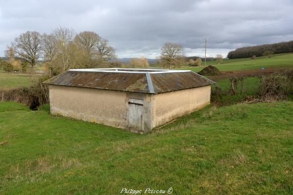 Lavoir de Pazy un patrimoine vernaculaire