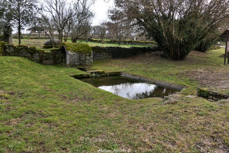 Le lavoir de Ravisy