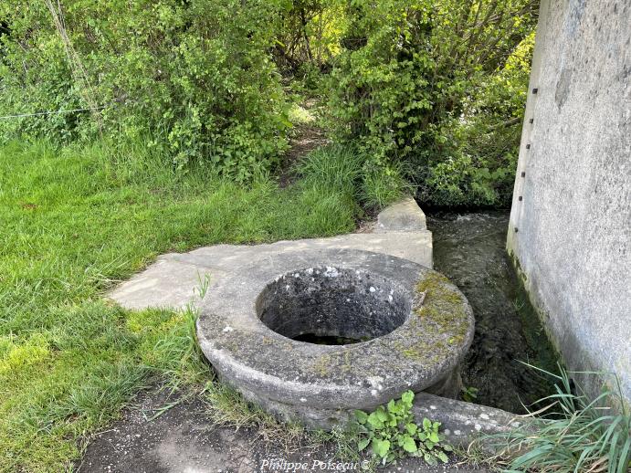 Lavoir de Varennes Vauzelles