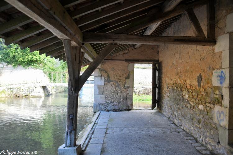 Lavoir des Crôts d'Entrains sur Nohain