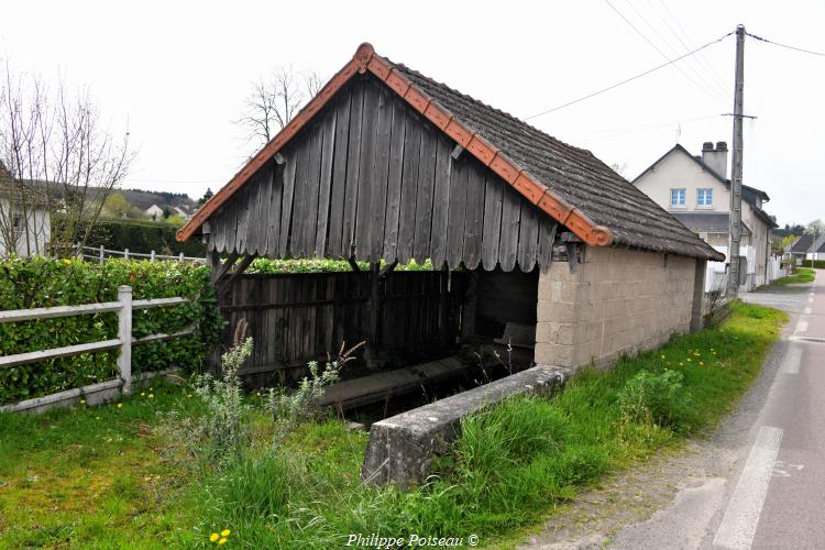 Le lavoir des Loges de Luzy