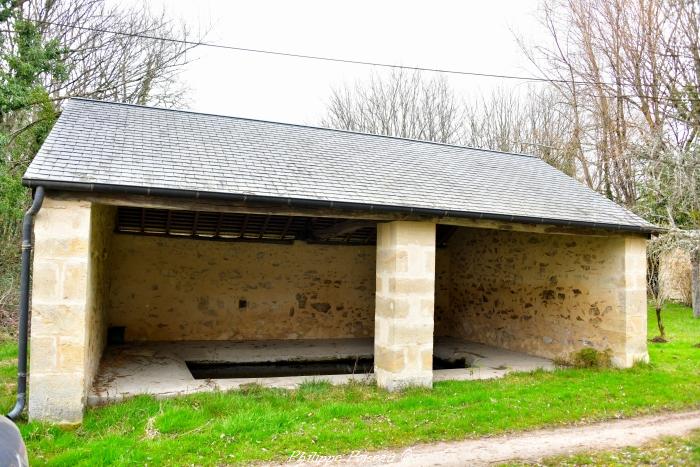 Lavoir du Bourg de Saint-Franchy