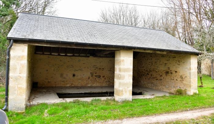 Lavoir du Bourg de Saint-Franchy