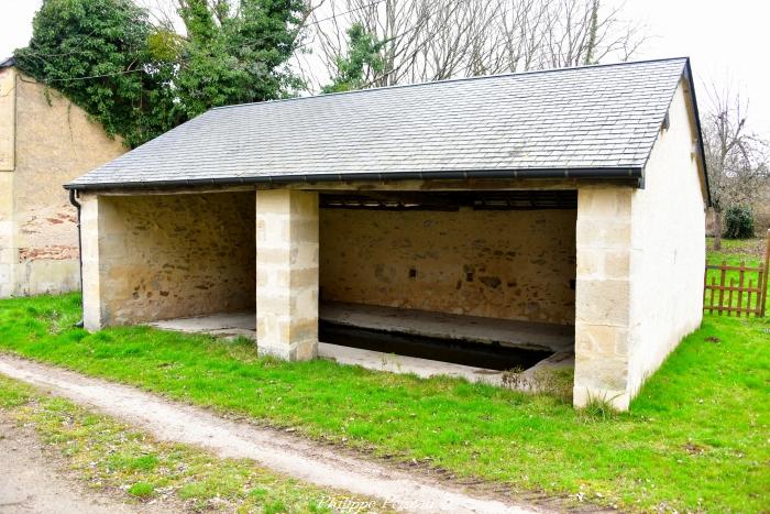 Lavoir du Bourg de Saint-Franchy