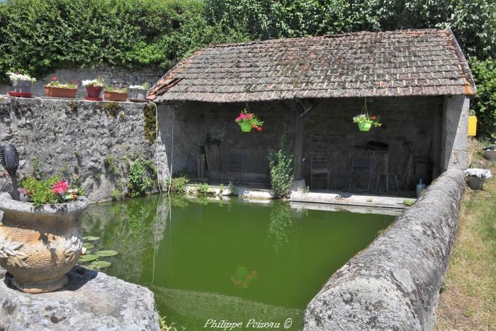 Lavoir du bas de La Vallée