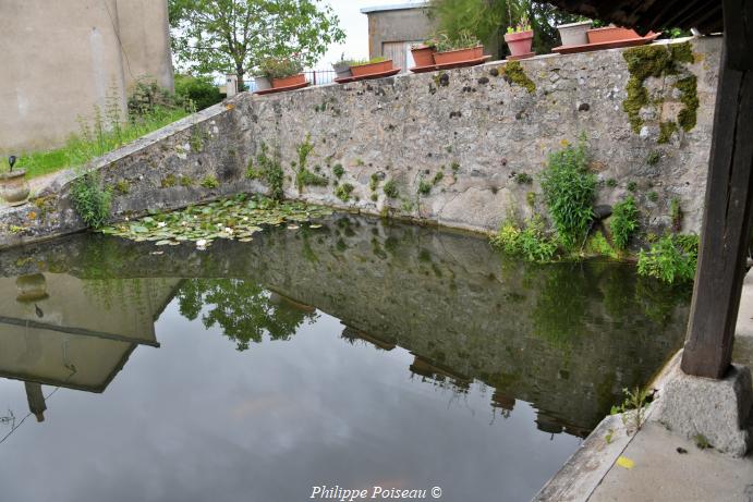 Lavoir du bas de La Vallée