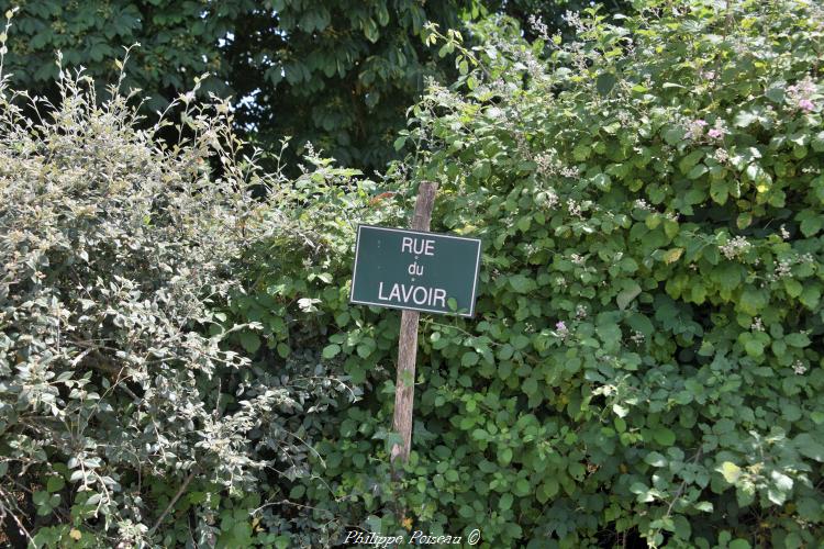 Lavoir du hameau de Villaine