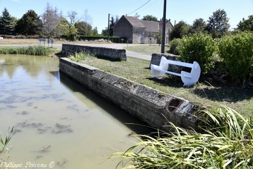 Lavoir et mare de Mézières