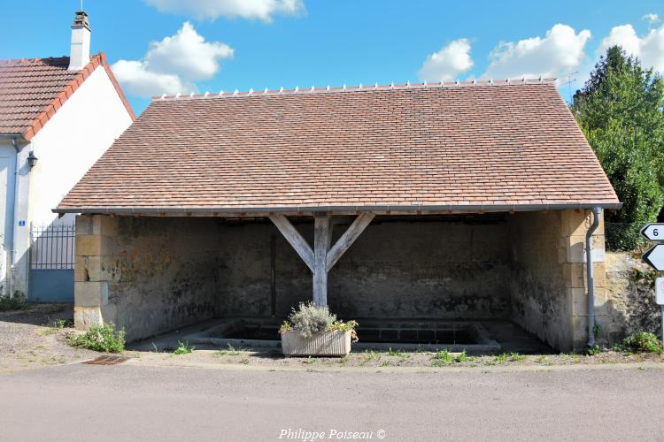 Lavoir de Montigny aux Amognes