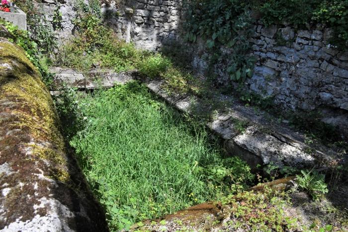 Lavoir ouest de La Vallée