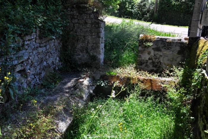 Lavoir ouest de La Vallée