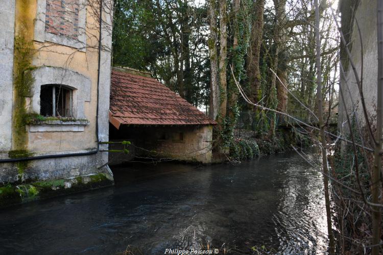 Lavoir privé d'Entrains sur Nohain