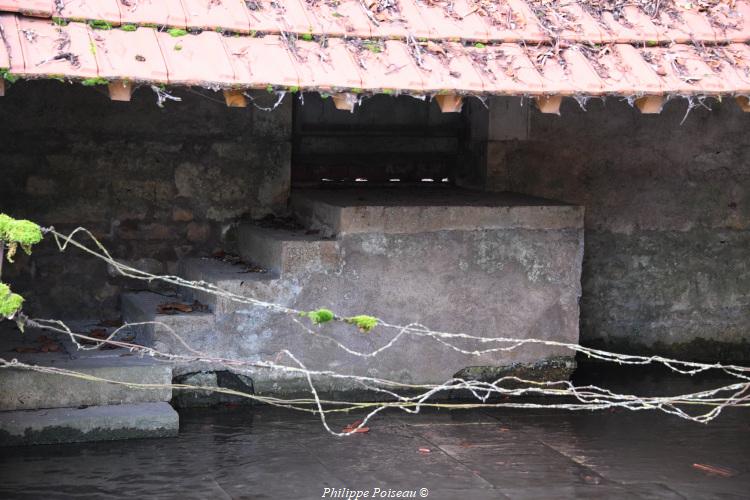 Lavoir privé d'Entrains sur Nohain