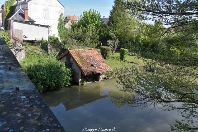 Lavoir privé de Châtillon-en-Bazois