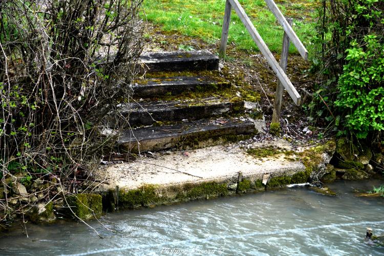 Petit lavoir de Giry