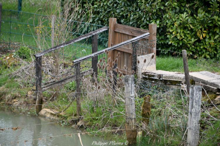 Petit lavoir privé de Giry