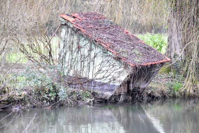 Lavoir privé de Moulin l'Evêque 