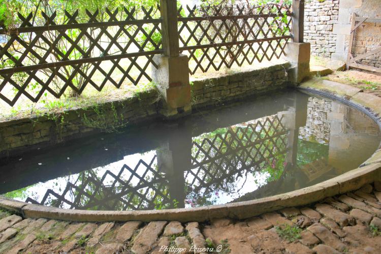 Lavoir sud de Courcelles