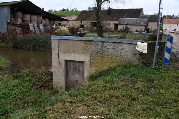 Lavoirs du pont d'Auxois