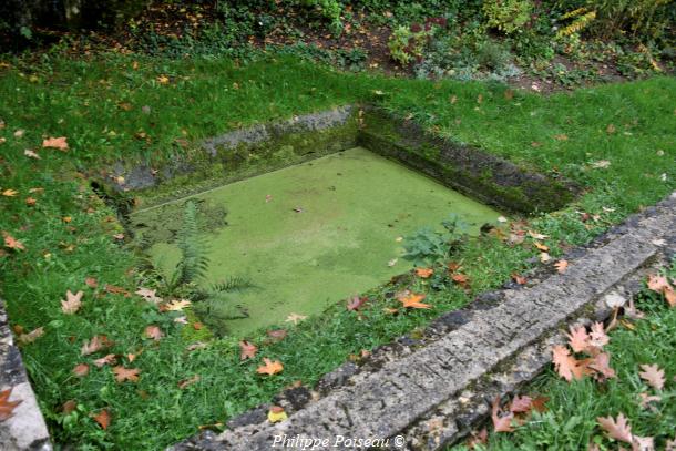 Lavoir de "Les Caillettes"
