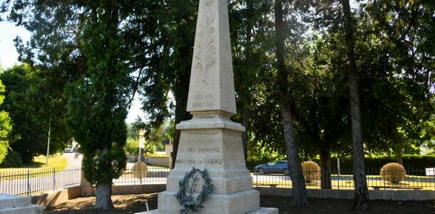 Le Monument aux morts de Dornecy