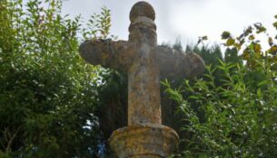 La Croix de "Le Plessis"