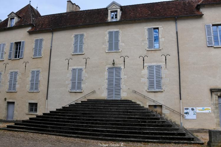 Le château Vauvert de Clamecy