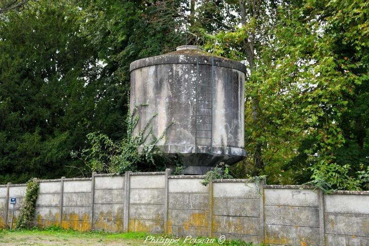 Le château d'eau de Garchizy