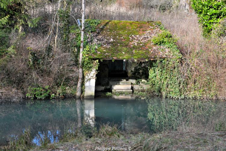 Le deuxième lavoir de l’Allée des Lavandières