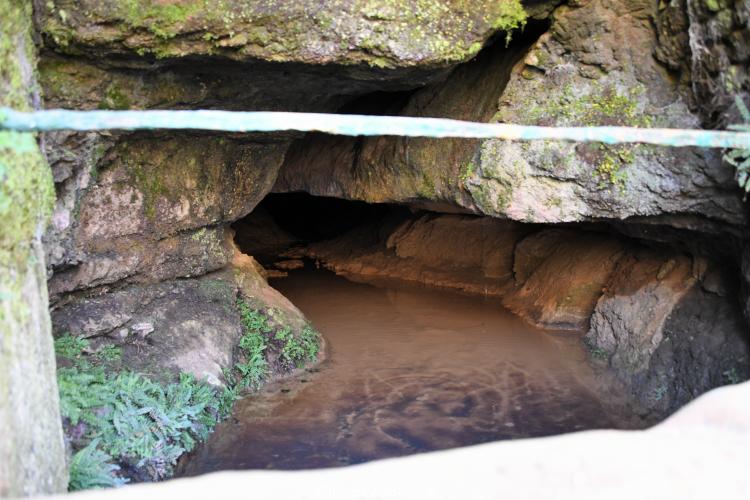 La grotte du Lavoir de Dordes
