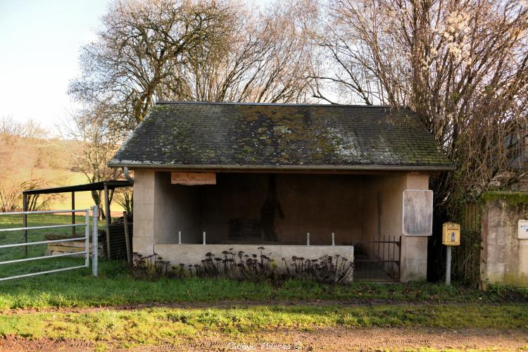 Le lavoir de "Les-Granges"