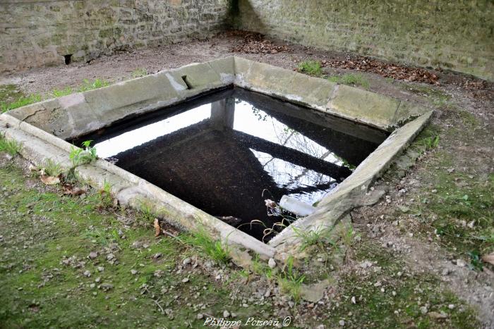 Le lavoir de "Les Ravées" un patrimoine