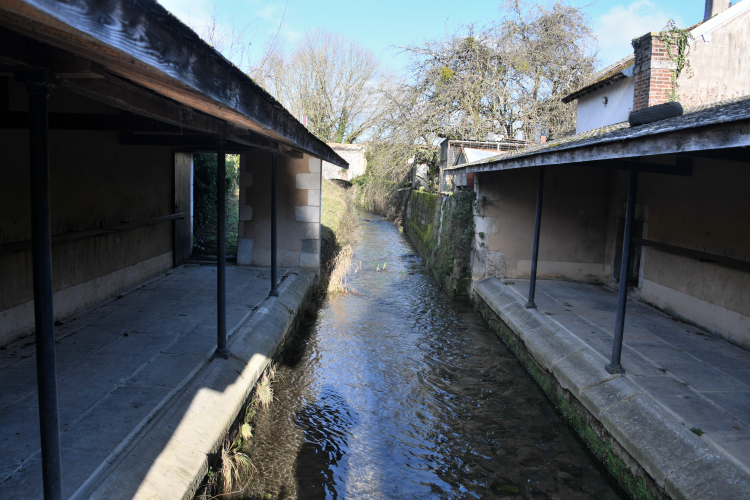 Le lavoir de la Chicane d’Entrains-sur-Nohain un beau patrimoine