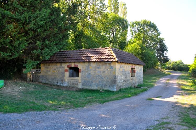 Le lavoir des Vaux d’Amognes un beau patrimoine