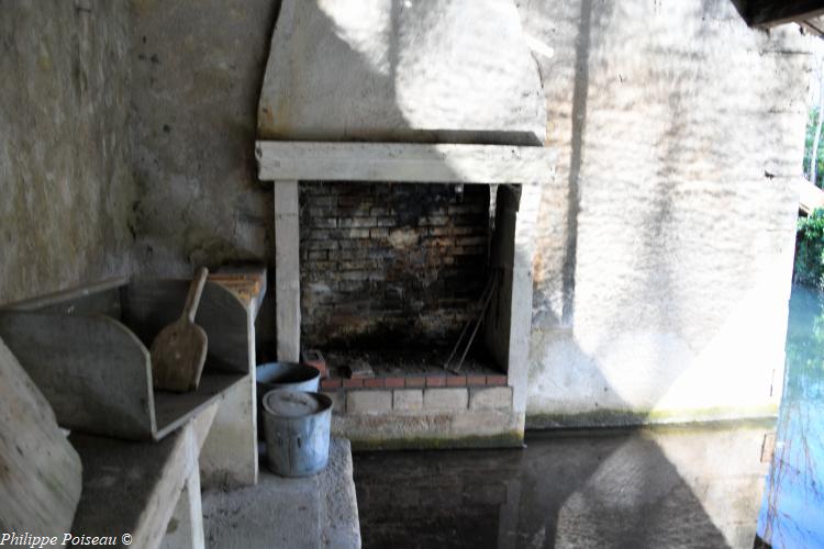 Le lavoir du Sénat d'Entrains sur Nohain