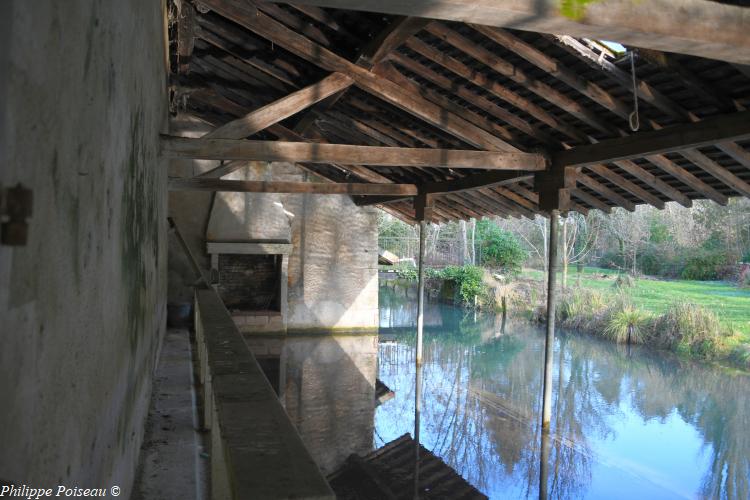 Le lavoir du Sénat d'Entrains sur Nohain