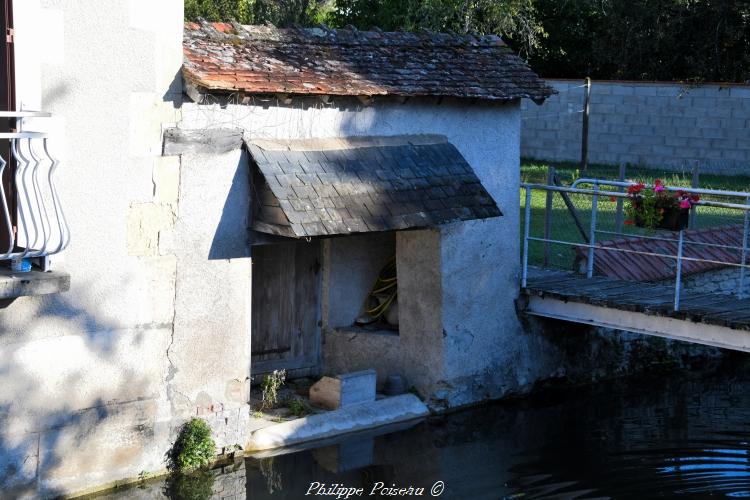 Le lavoir privé du pont de Donzy un patrimoine
