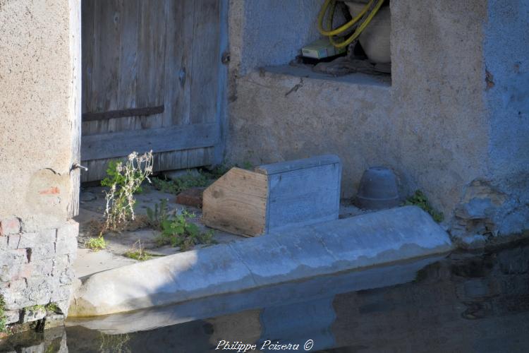 Le lavoir privé du pont de Donzy un patrimoine