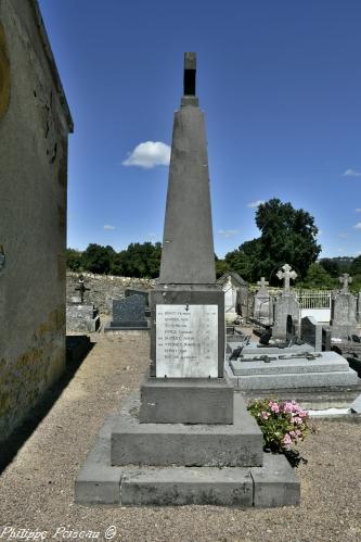 Monument aux morts de Magny Lormes Nièvre Passion