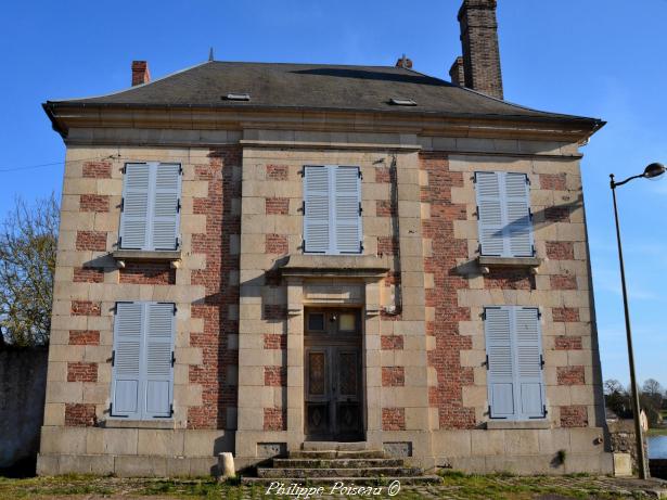 Le pavillon des ingénieurs de Baye