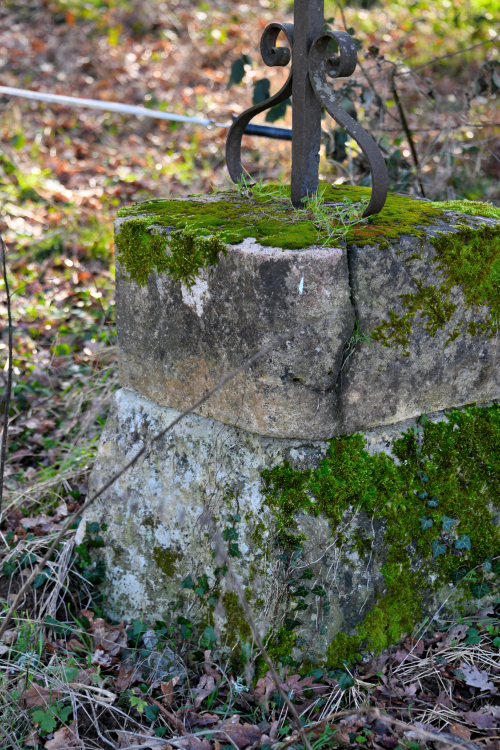 La croix de Chenêt