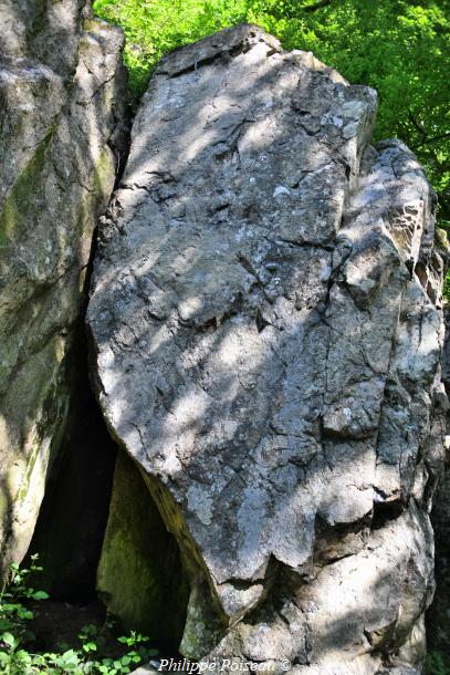 Le rocher de "Les Moulins Blondeleaux"