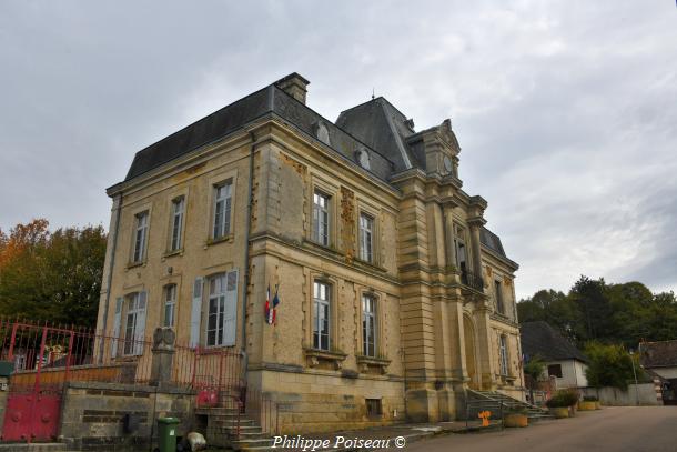 L'école de Saint-Amand-en-Puisaye